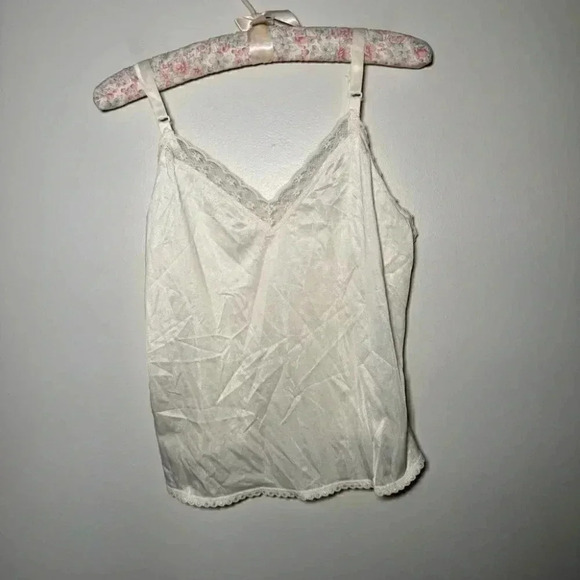 Vintage nylon and lace cream camisole cottagecore S - Picture 2 of 4